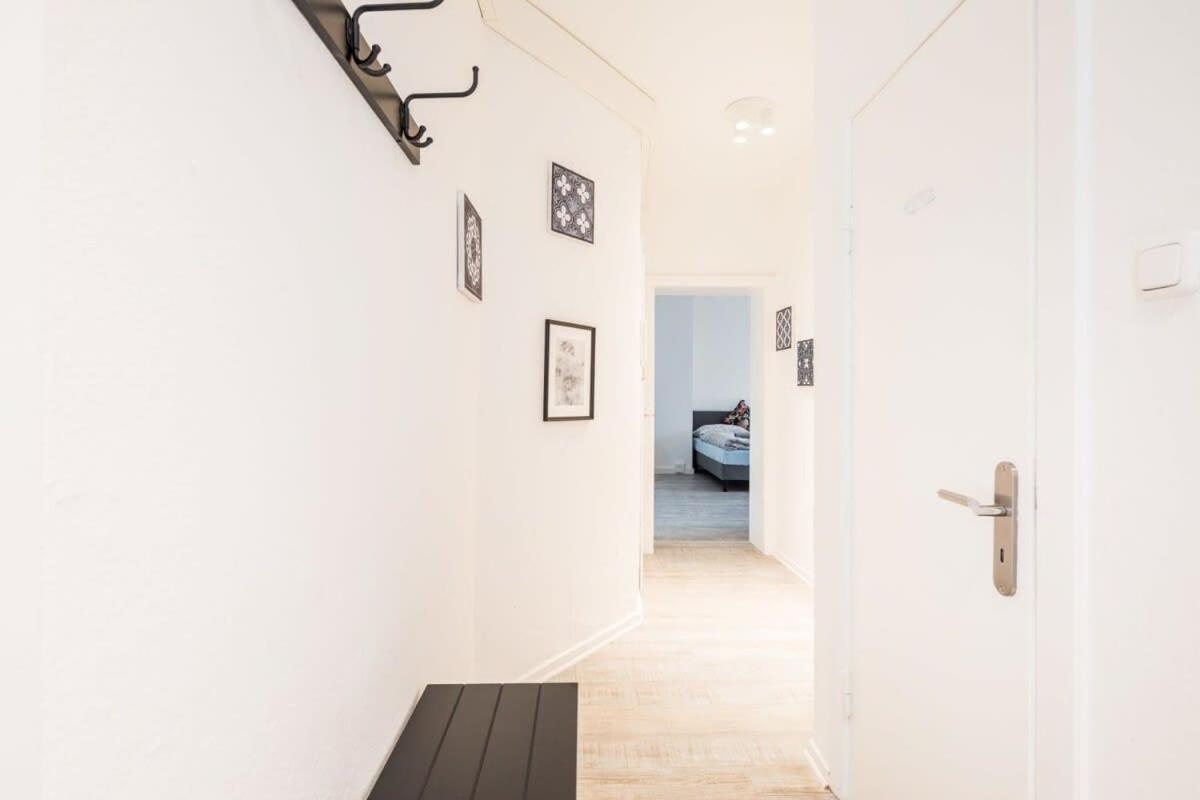 Two Bedroom Apartment And Bathrooms Hamburg Exterior foto